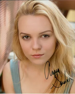 Alyssa Elle Steinacker autograph