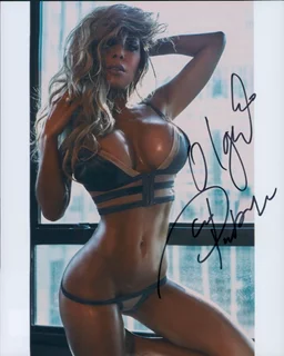 Olga Loera autograph