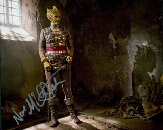 Neve McIntosh autograph