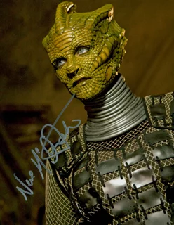 Neve McIntosh autograph
