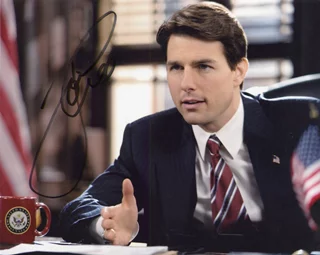 Tom Cruise autograph