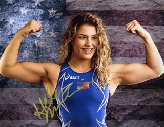 Helen Maroulis autograph