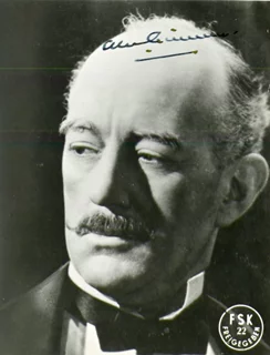 Alec Guinness autograph