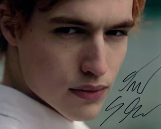 Trevor Stines autograph