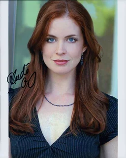 Heidi Cox autograph