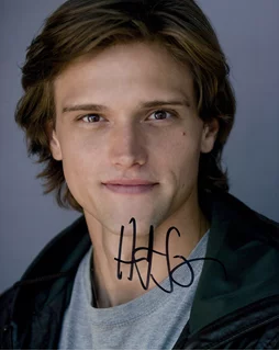 Hartley Sawyer autograph