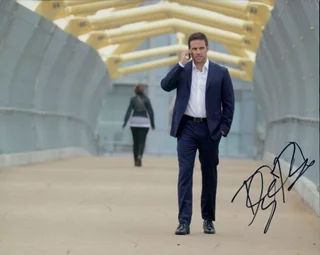 Dylan Bruce autograph