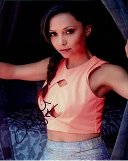 Danielle Nicolet autograph