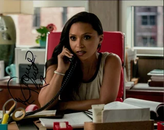 Danielle Nicolet autograph