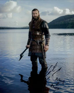 Clive Standen autograph