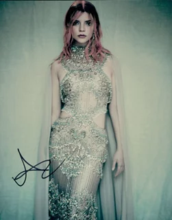 Anya Taylor-Joy autograph