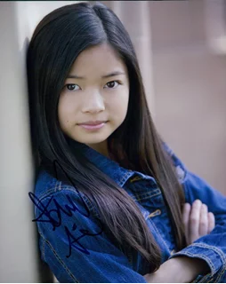 Ashley Liao autograph