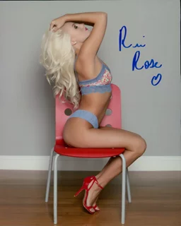 Ria Rose autograph