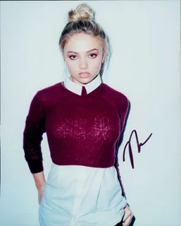 Natalie Alyn  Lind autograph