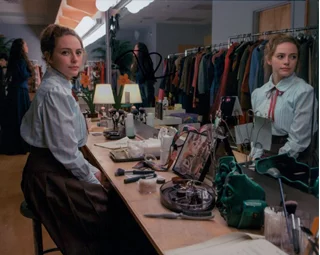 Danielle Rose Russell autograph