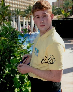 Adam Gillen autograph