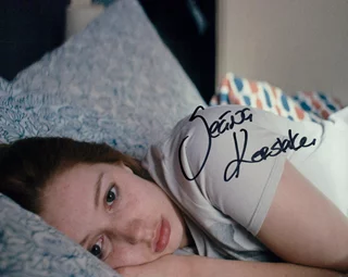 Seana Kerslake autograph