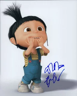 Elsie Fisher autograph