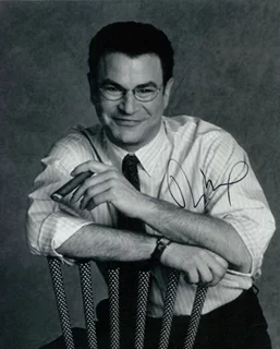 Robert Wuhl autograph