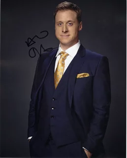 Alan Tudyk autograph