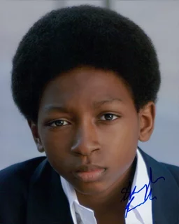 Skylan Brooks autograph