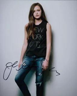 Olivia Sanabia autograph