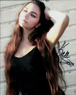 Kate Scott autograph