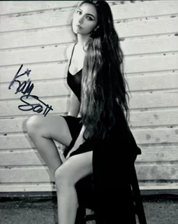 Kate Scott autograph