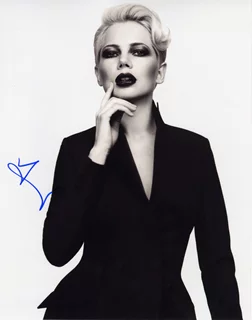 Michelle Williams autograph