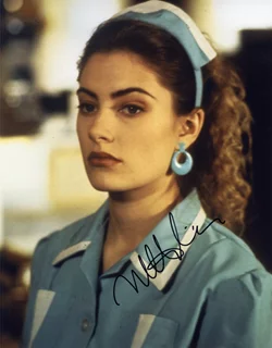 Madchen Amick autograph
