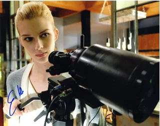 Emma Ishta autograph