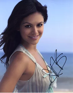 Rachel Bilson autograph