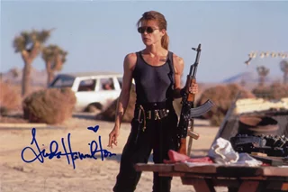 Linda Hamilton autograph