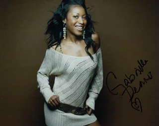 Gabrielle Dennis autograph