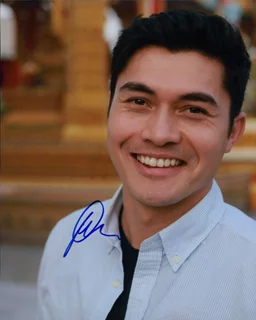 Henry Golding autograph