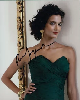 Poorna Jagannathan autograph