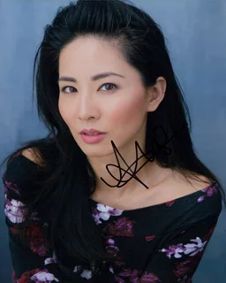 Jing Lusi autograph