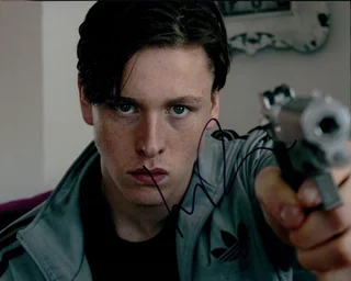 Harris Dickinson autograph