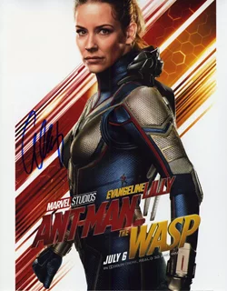 Evangeline Lilly autograph