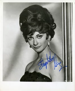 Elizabeth Ashley autograph