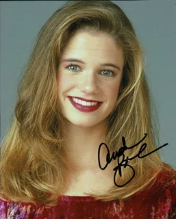 Andrea Barber autograph