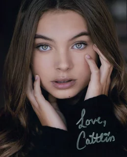 Caitlin Carmichael autograph