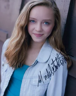 Madeleine Arthur autograph