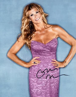 Connie Britton autograph
