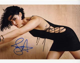 Jaimie Alexander autograph