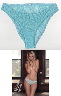 Tabitha Elm autograph