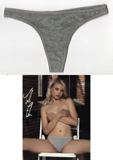 Tabitha Elm autograph