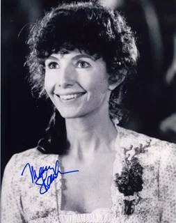 Mary Steenburgen autograph