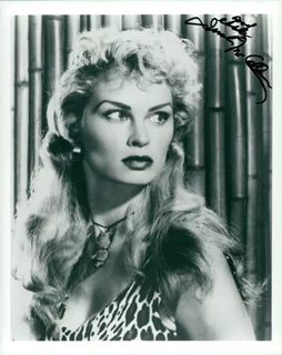 Irish McCalla autograph