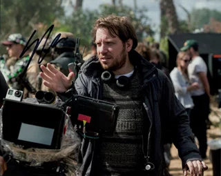 Gareth Edwards autograph